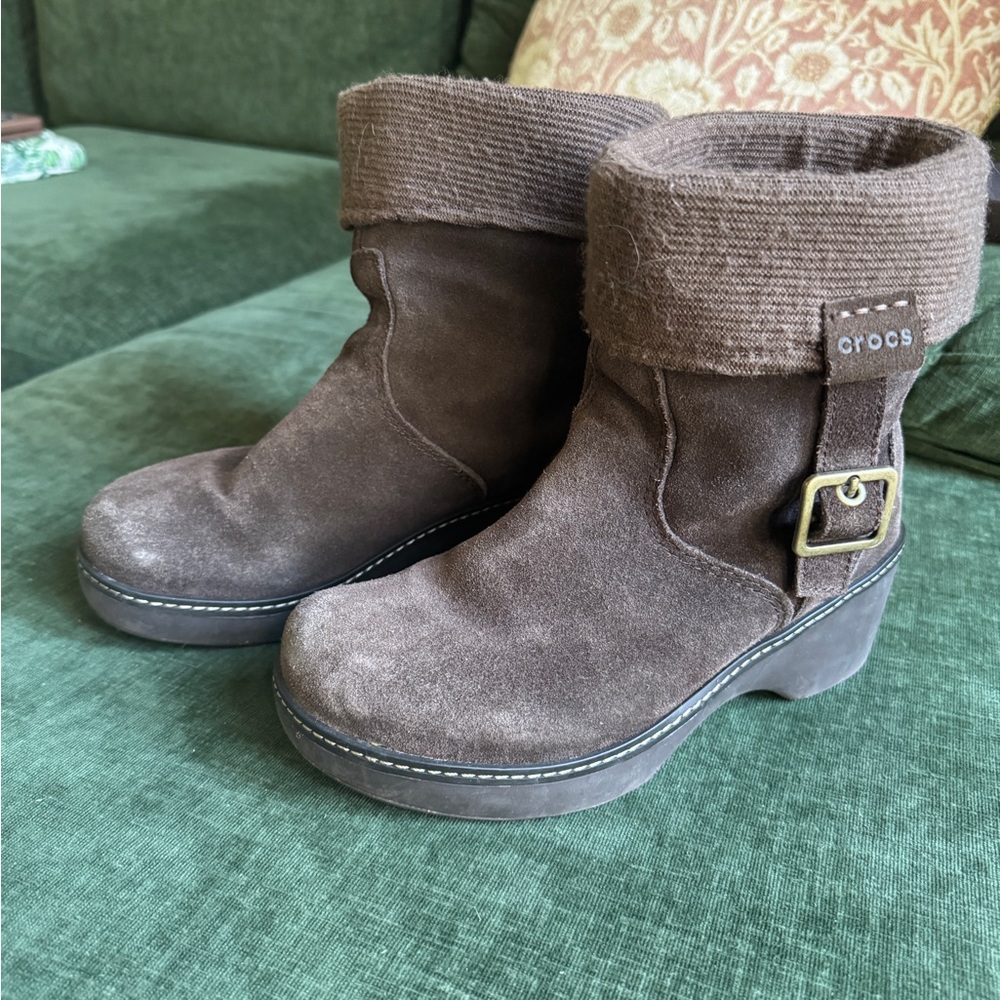 CROCS Brown Knit Ankle Boots